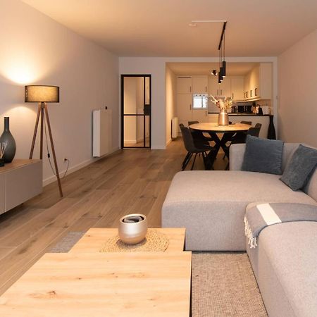 Luxueus, Ruim Appartement Op 350M Van Het Strand Ostend Exterior photo