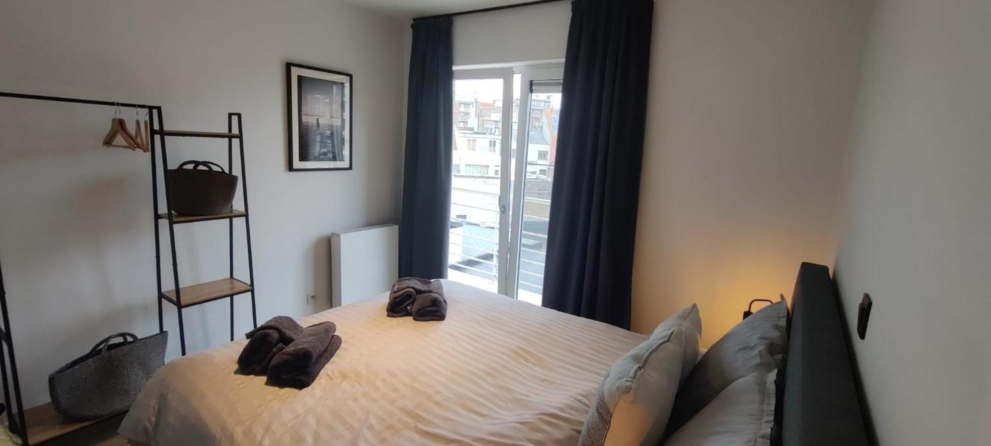 Luxueus, Ruim Appartement Op 350M Van Het Strand Ostend Exterior photo