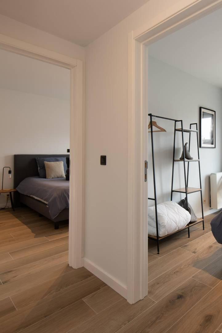 Luxueus, Ruim Appartement Op 350M Van Het Strand Ostend Exterior photo